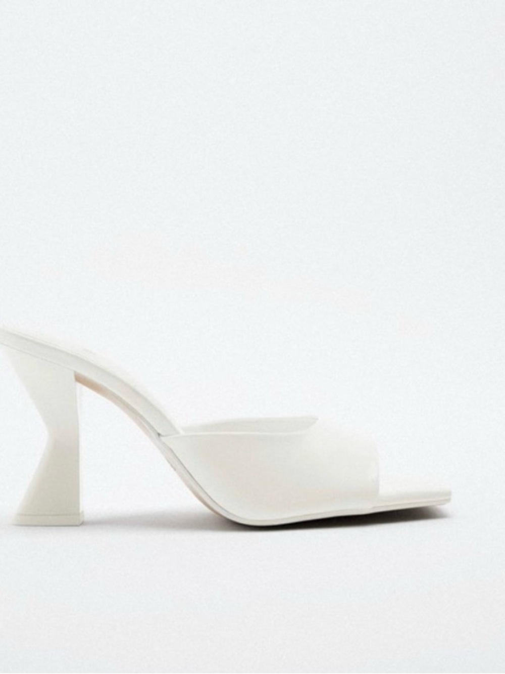 Zara Cream Open-Toe Sculpted Block Heel Mule